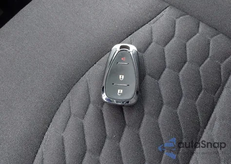 2021 Chevrolet Equinox Awd Lt z USA, uszkodzony, nr VIN 3GNAXUEV7ML351919